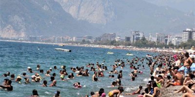 Turizmde yüzler gülüyor, 1 milyondan fazla kişinin çalışma sezonu uzayabilir