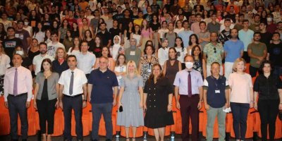 Akdeniz Üniversitesi Tıp Fakültesi’nde ilk ders yapıldı