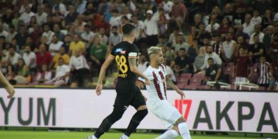 Spor Toto Süper Lig: A. Hatayspor: 0 - Kayserispor: 2 (İlk yarı)