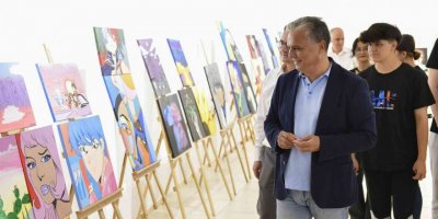 Aksulu öğrenciler Muratpaşa’da sergi açtı