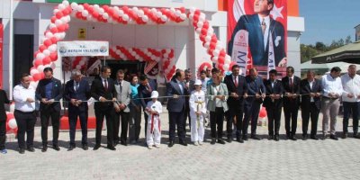 Mut’ta Gençlik ve Spor Merkezi Kompleksi açıldı