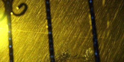 Osmaniye’de gök gürültülü sağanak yağış etkili oluyor