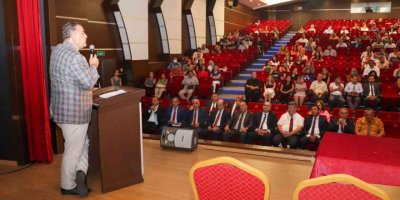 Koca, Mersin’deki okul idarecileriyle bir araya geldi