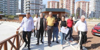 İş İnsanlarından Otizm Köyüne 100 Bin Liralık Destek