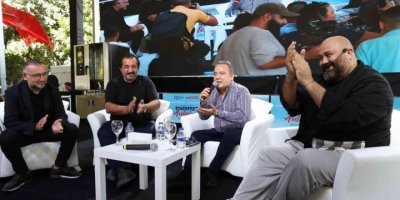 Antalyalılar ünlü şeflerin söyleşi ve workshopuna akın etti