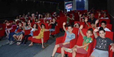 Altın Portakal Sinema Tırı vatandaşları beyaz perdeyle buluşturuyor