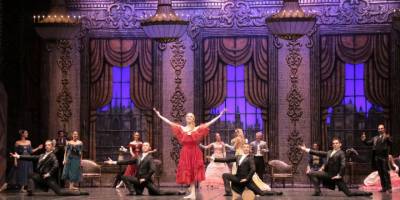 'Kamelyalı Kadın' sahneye çıkacak