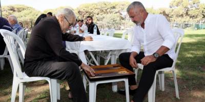 Sözen yaşlıları unutmadı