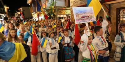 9 ülke dansçıları Side'de !