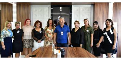 İranlı kadınlardan ziyaret