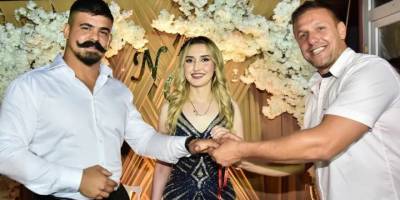 Başpehlivan Şimşek evliliğe ilk adımı attı