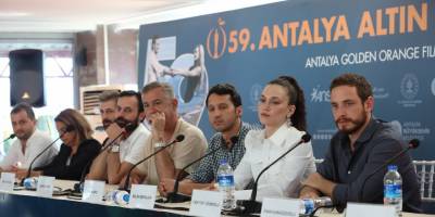 LCV (Lütfen Cevap Veriniz) filminin gösterimi yapıldı