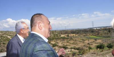 Çavuşoğlu'ndan yangınzadeye ziyaret