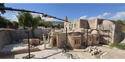 Noel Baba Kilisesi'nde yeni keşif; mezarının yeri ve ayak bastığı zemin bulundu