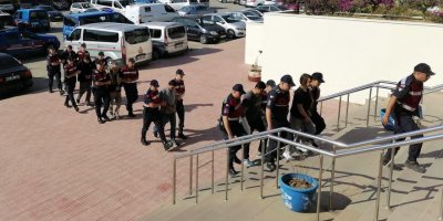 Bodrum'da elmas satıcısını gasbeden 2 şüpheli tutuklandı