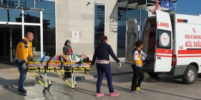 Yaya geçidinde otomobil çarpan üniversiteli Aygül, yaralandı