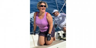 Yarıştığı teknede hayatını kaybeden doktor, son yolculuğuna uğurlandı