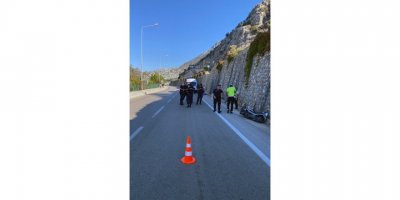 Motosiklet duvara çarptı; Alperen öldü, ağabeyi ağır yaralı