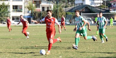 Demrespor, Antalya Minik Kramponlarspor ile puanları paylaştı