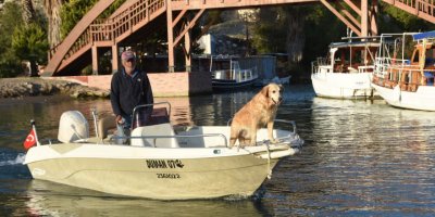 Duman'ın tekne keyfi