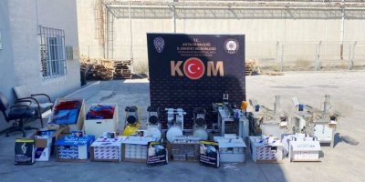 Polisten sigara imalathanesine baskın