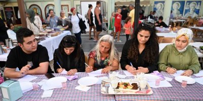 Festivalde lezzetler yarıştı