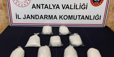 5,5 kilo uyuşturucuyla yakalandılar
