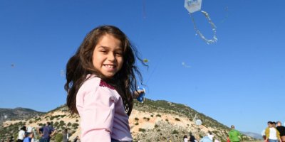 Gökyüzü uçurtmalarla şenlendi