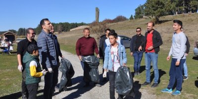 Akdağ Tabiat Parkı'nda çevre temizliği