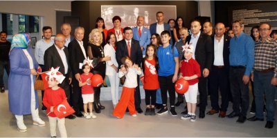 99'uncu yıla 99 eser