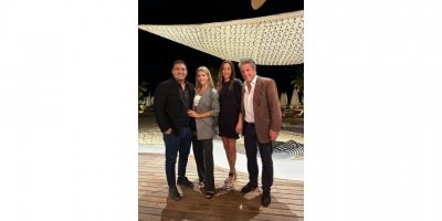 Ünlü oyuncu Hugh Grant, Antalya'da tatil yaptı