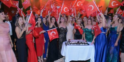 ANTGİAD Cumhuriyeti coşkuyla kutladı