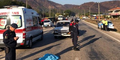 Okula giderken kamyonet çarpan Enes öldü; kaza anı kamerada