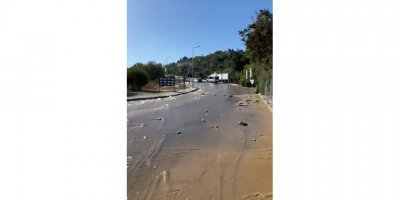 Bodrum'da ana isale hattı patladı