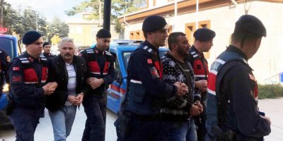 Yanan otomobildeki 2 cesetle ilgili 3 tutuklama