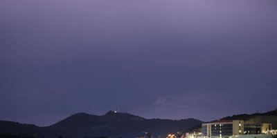 Bodrum'da sağanak; cadde ve sokaklar suyla doldu, sürücüler zor anlar yaşadı