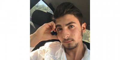 Kamyonetle hafif ticari araç çarpıştı; Berk öldü, 3 kişi yaralı