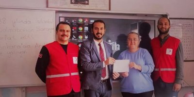 Öğrencilerden örnek davranış