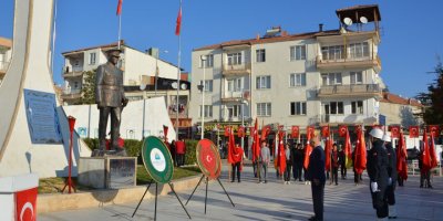 Atatürk Korkuteli'de anıldı