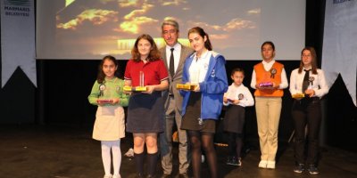 Ata'ya hem karada hem de denizde anma