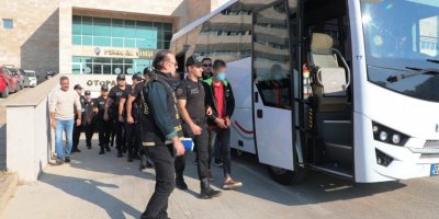 Polisten 'aranan' operasyonu; 117 gözaltı