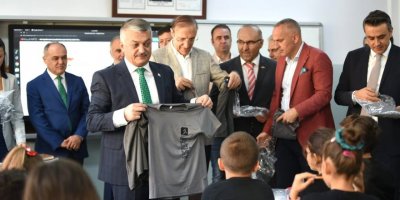 Vali Yazıcı: Bütün çocuklarımızın spor yapmasını istiyoruz