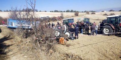 Isparta'da traktör devrildi; 1 ölü, 2 yaralı