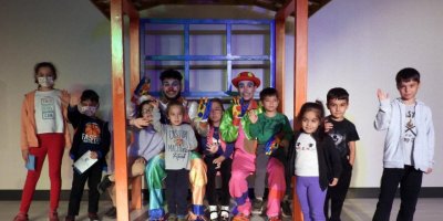 KBT'den çocuklara oyun hediyesi