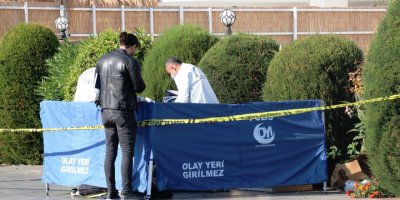 Bankta ölü bulundu