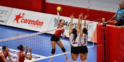 Muratpaşa'nın Sultanları, 5'inci sette kazandı