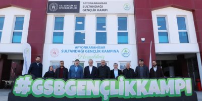 Hafızlar gençlik kampında eğlendi