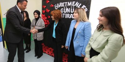 Başkan Ulutaş öğretmenleri ziyaret etti