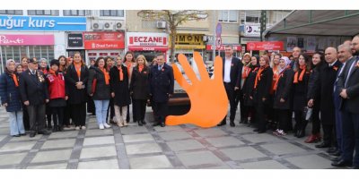 Burdur'da Kadına Yönelik Şiddete Karşı Uluslararası Mücadele günü etkinliği