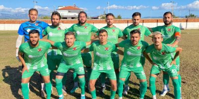 Kaş Kınıkspor liderliğe yükseldi